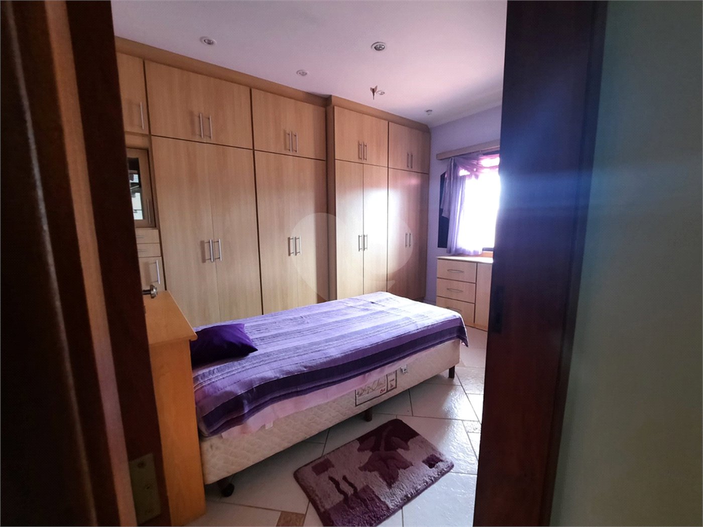 Sobrado à venda com 4 quartos, sendo 3 suítes, em Região Central, Caieiras, SP