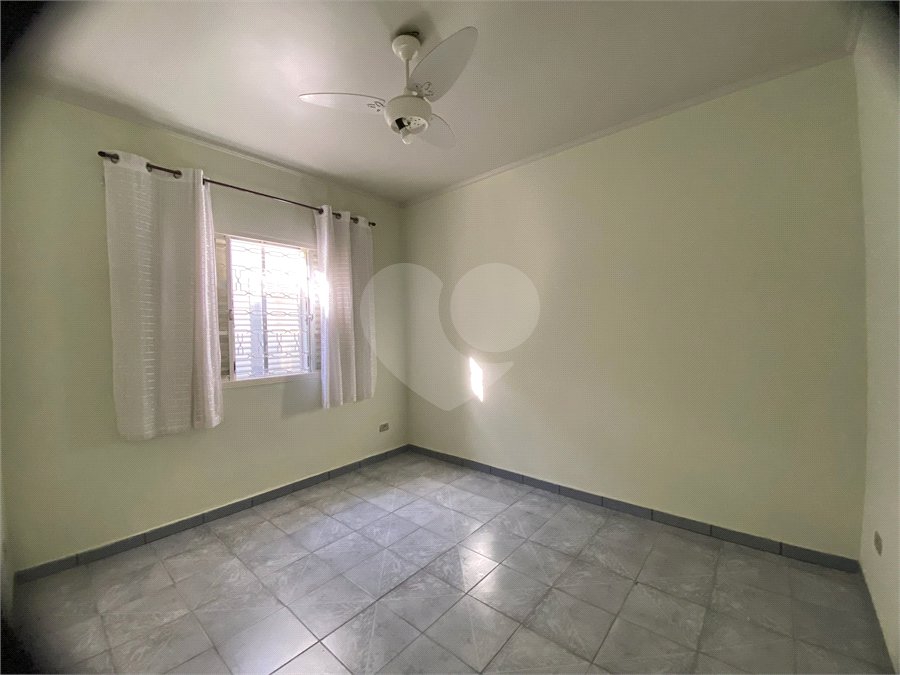 Casa Térrea para alugar com 3 quartos, sendo 1 suíte, em Jardim Alvinópolis, Atibaia, SP