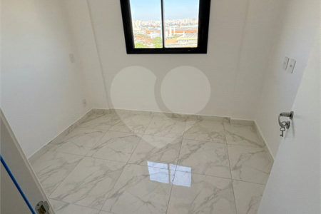 Apartamento à venda com 2 quartos em Carandiru, São Paulo, SP