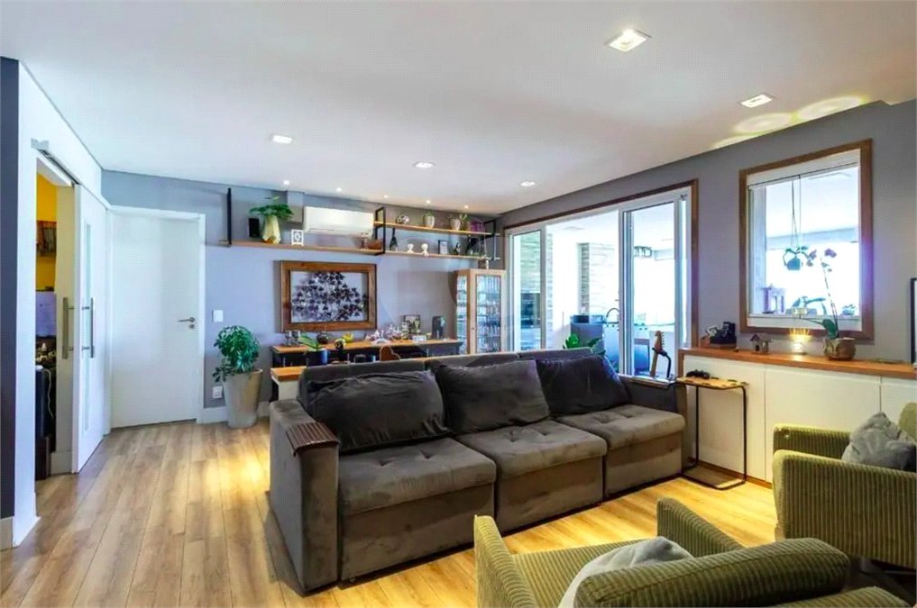 Apartamento à venda com 3 suítes em Vila Mascote, São Paulo, SP