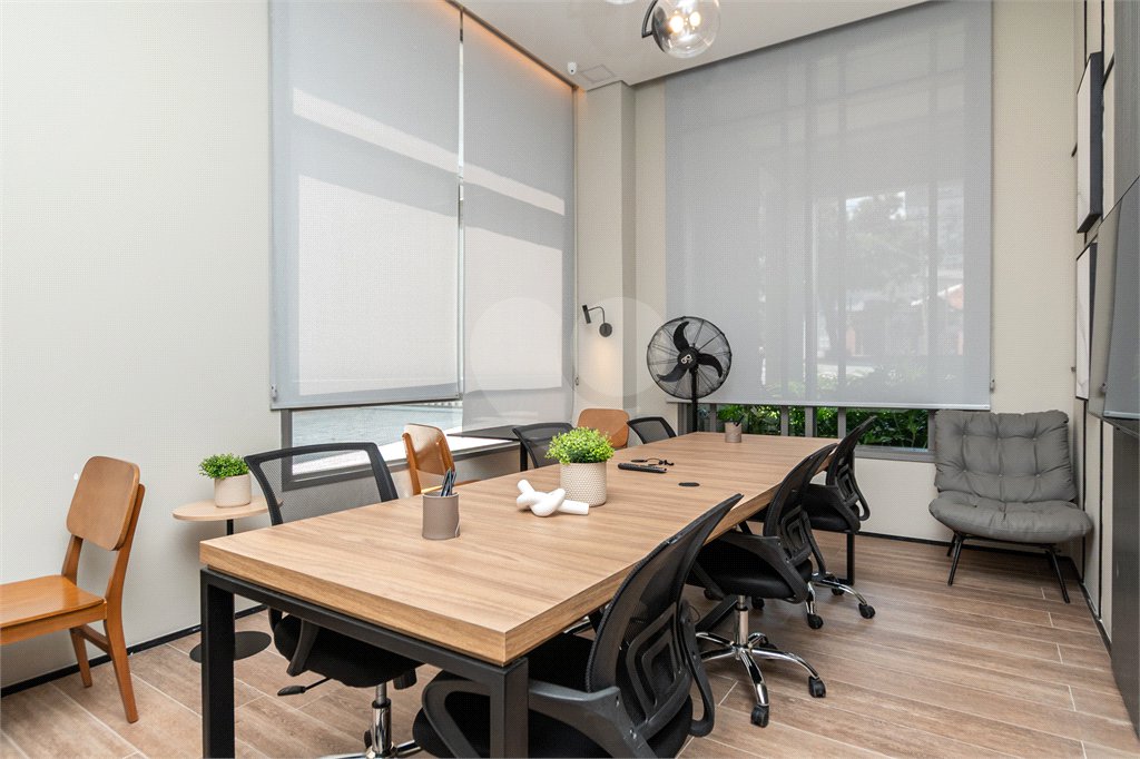 Apartamento à venda com 2 suítes em Vila Dom Pedro I, São Paulo, SP