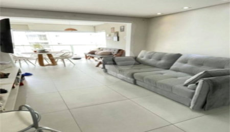 Apartamento à venda com 2 quartos, sendo 1 suíte,  em Vila Andrade, São Paulo, SP