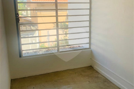 Casa de Vila à venda com 4 quartos, sendo 2 suítes, em Alto da Boa Vista, São Paulo, SP