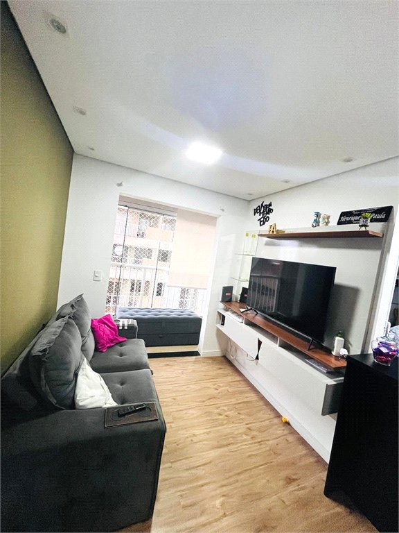 Apartamento à venda com 2 quartos em Sítio da Figueira, São Paulo, SP