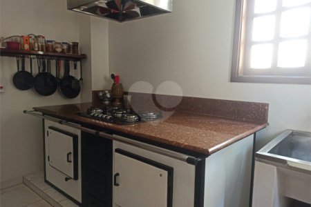Sítio à venda com 13 quartos, sendo 4 suítes,  em Portão, Atibaia, SP