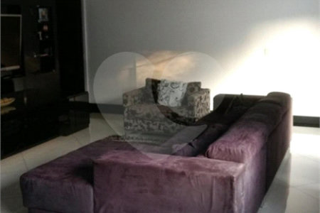 Casa à venda com 4 quartos, sendo 1 suíte, em Sacomã, São Paulo, SP