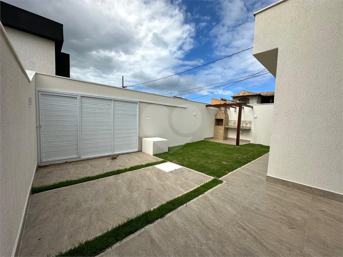 Casa à venda com 2 quartos, sendo 1 suíte, em Guriri, Cabo Frio, RJ