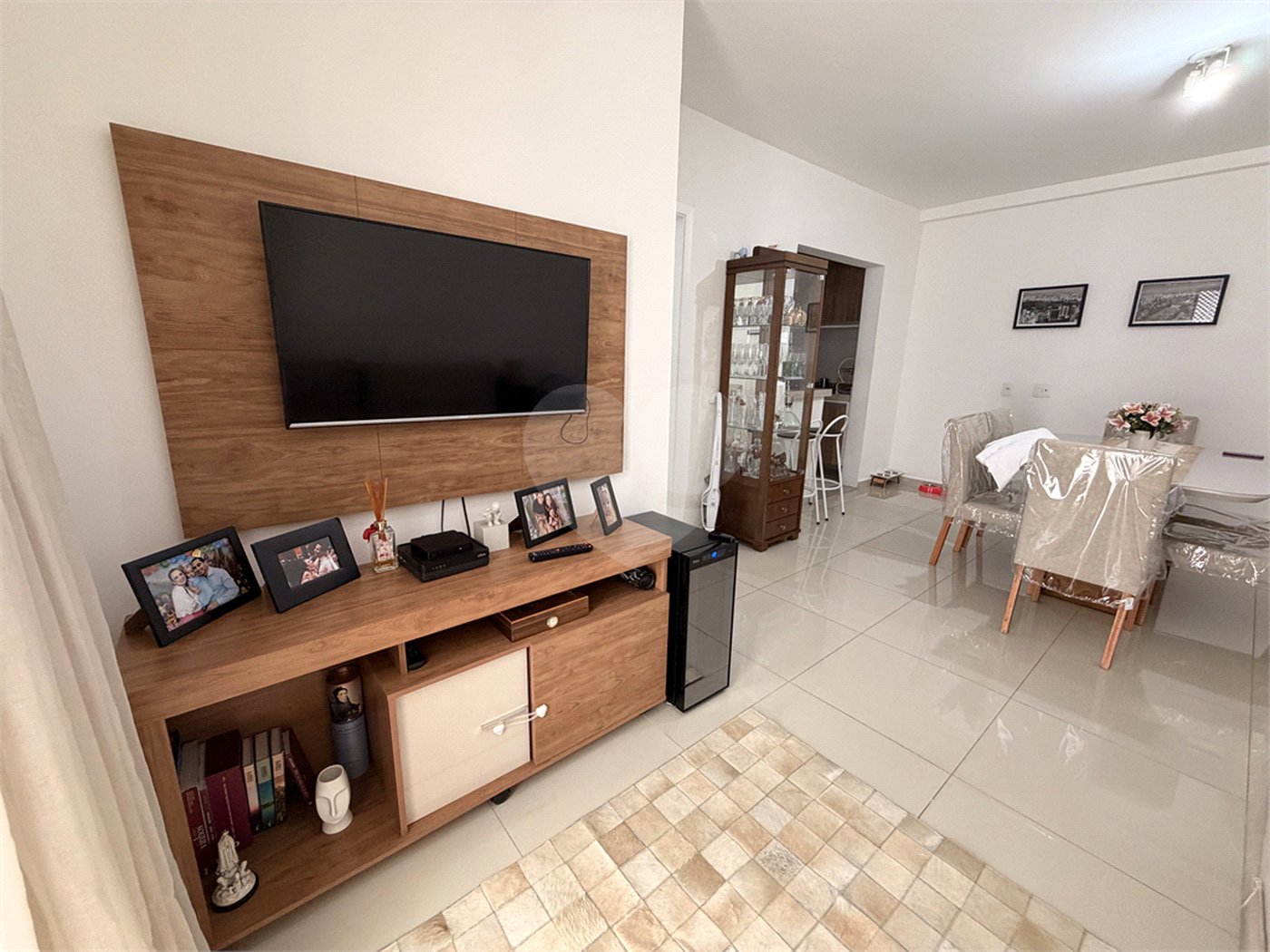 Apartamento à venda ou para alugar com 3 quartos, sendo 1 suíte, em Vista Alegre, Vinhedo, SP