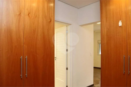 Casa à venda com 3 suítes no condomínio Residencial Morumbi, São Paulo - SP