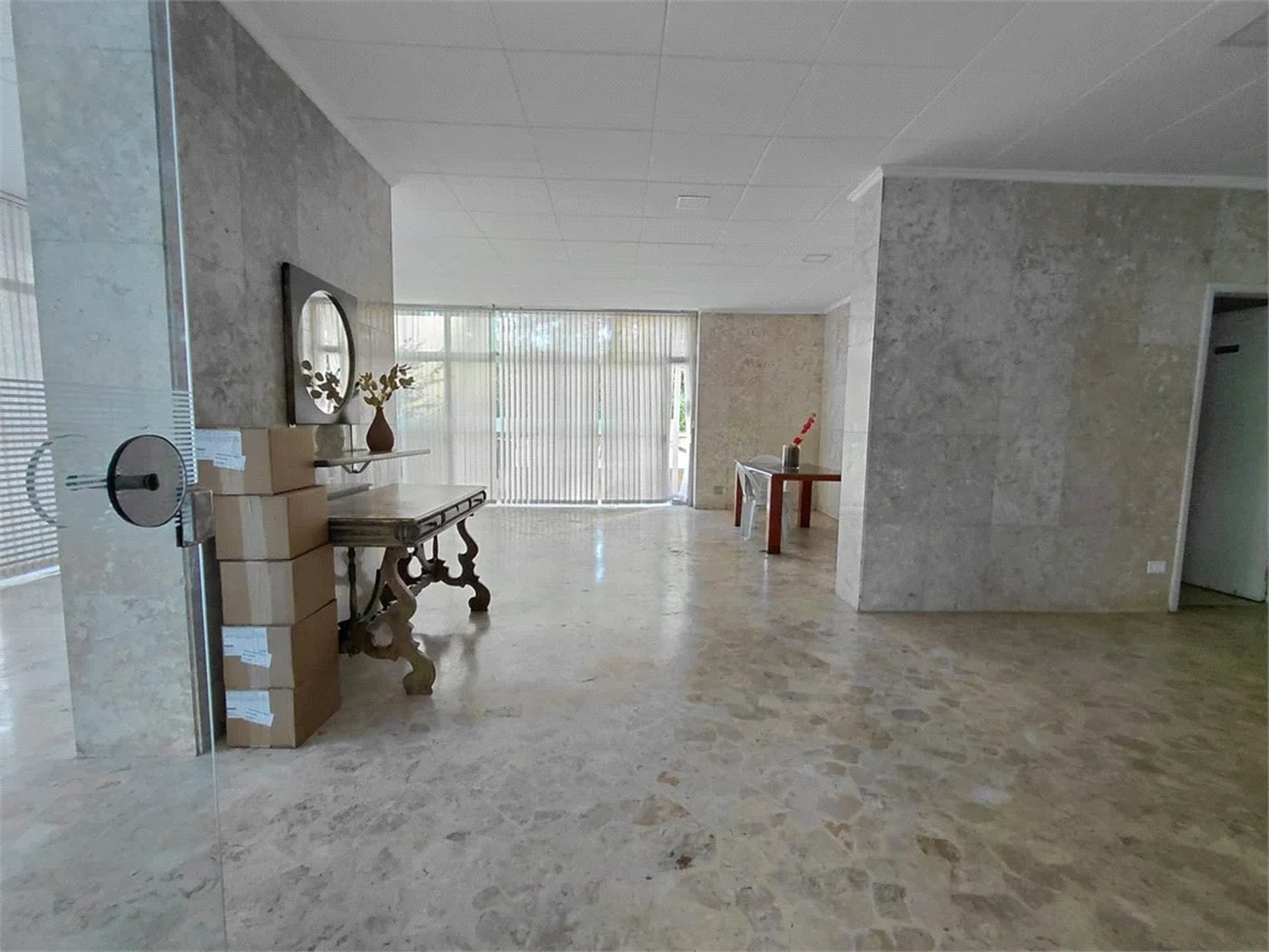 Apartamento à venda com 2 quartos, sendo 1 suíte,  em Água Branca, São Paulo, SP