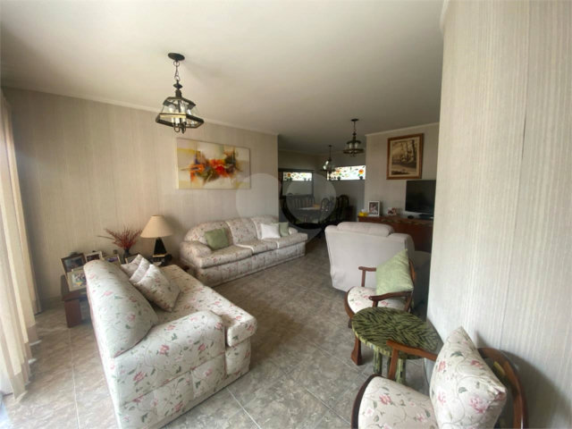 Apartamento à venda com 3 quartos, sendo 1 suíte,  em Santana, São Paulo, SP