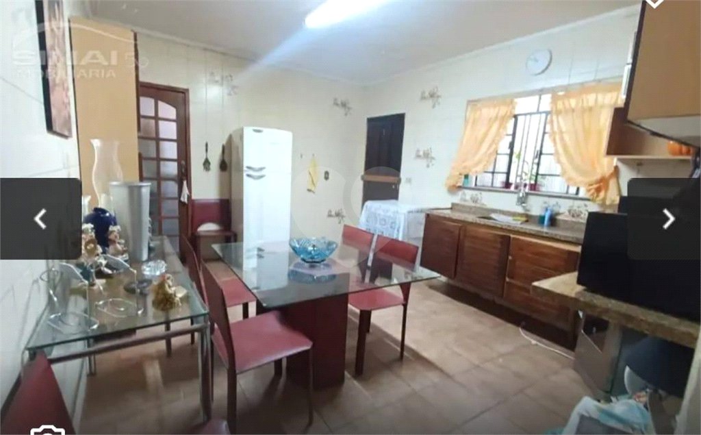 Casa à venda com 2 quartos, sendo 1 suíte,  em Barra Funda, São Paulo, SP
