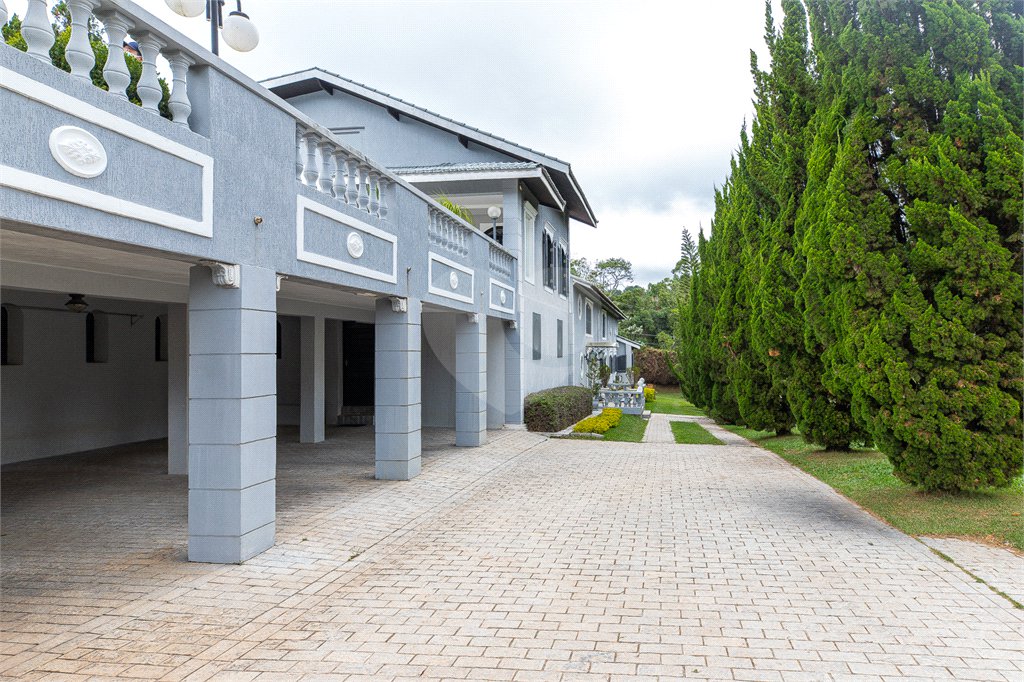 Casa à venda ou para alugar com 5 suítes no condomínio Altos de São Roque, São Roque - SP