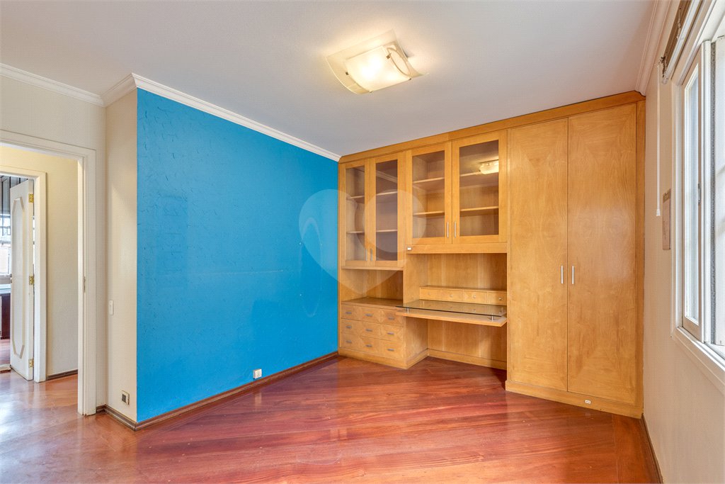 Casa à venda com 4 quartos, sendo 2 suítes, em Jardim Luzitânia, São Paulo, SP