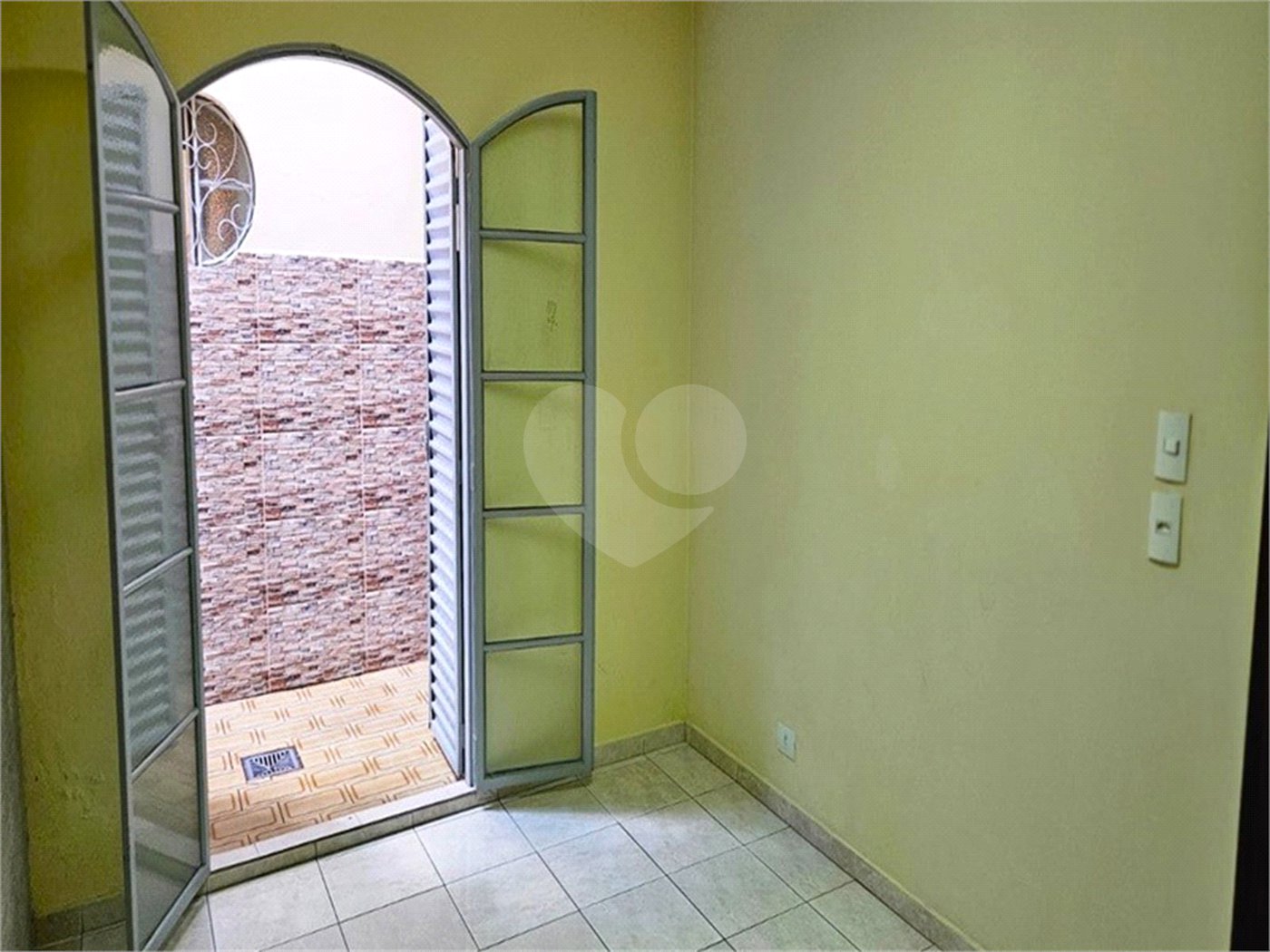 Casa à venda com 3 quartos, sendo 1 suíte, em Imirim, São Paulo, SP