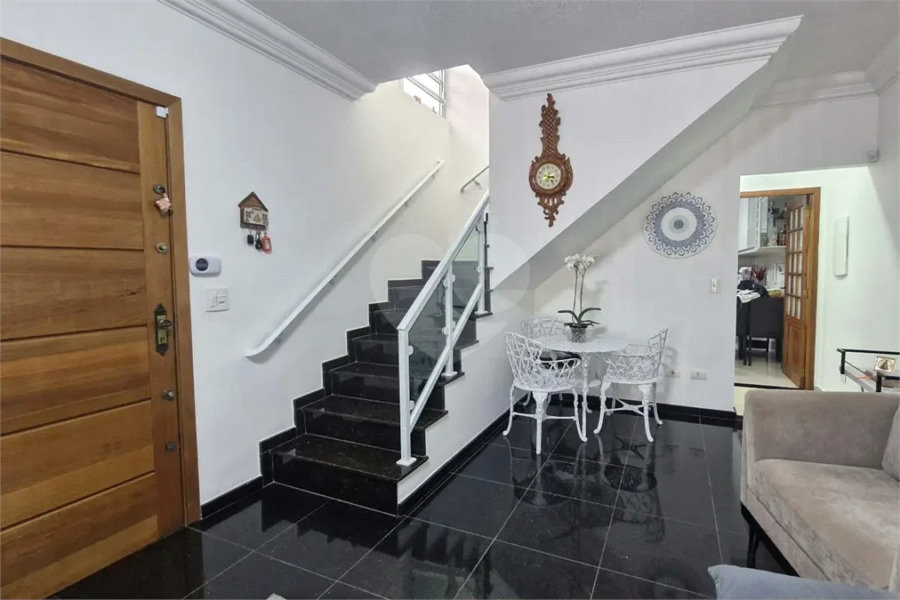 Sobrado à venda com 3 quartos, sendo 1 suíte,  em Tremembé, São Paulo, SP