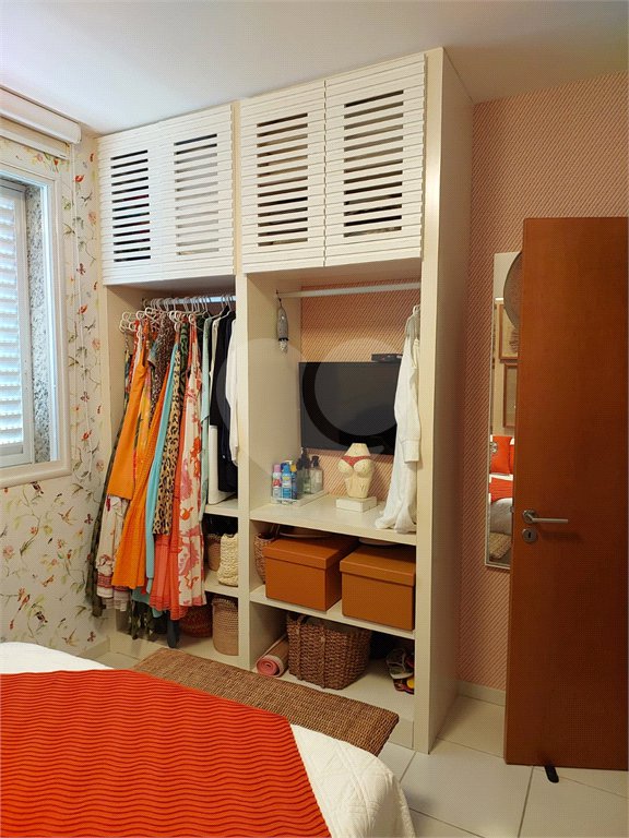 Apartamento à venda com 3 suítes em Itaguá, Ubatuba, SP