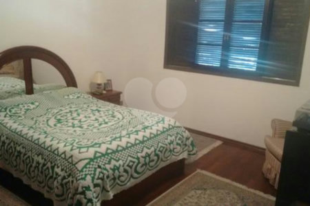 Sobrado à venda com 2 quartos em Vila Medeiros, São Paulo, SP