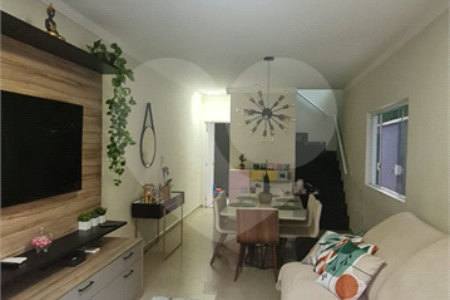 Sobrado à venda com 3 suítes em Vila Medeiros, São Paulo, SP