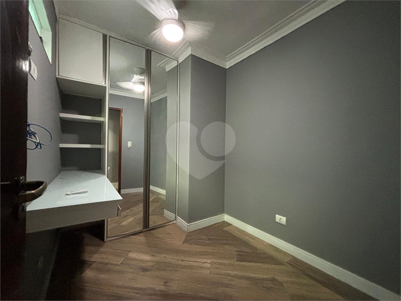 Casa à venda com 3 quartos, sendo 1 suíte,  em Jardim Santa Mena, Guarulhos, SP