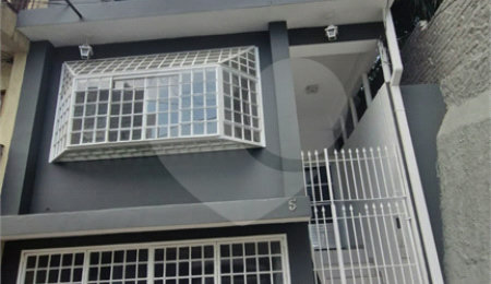 Casa de Vila à venda com 3 suítes em Santana, São Paulo, SP