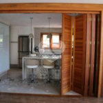 Casa à venda com 4 suítes no condomínio Suíça da Cantareira, Mairiporã - SP