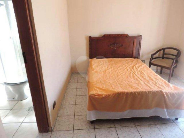 Apartamento à venda com 2 quartos, sendo 1 suíte,  em Loteamento João Batista Julião, Guarujá, SP