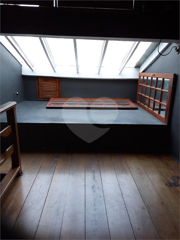 Sobrado à venda com 3 quartos em Moema, São Paulo, SP