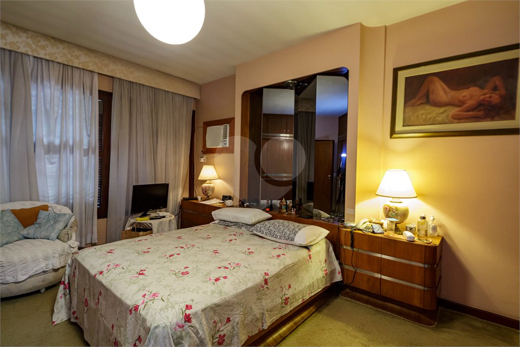 Casa de Vila para alugar com 4 quartos, sendo 1 suíte, em Granja Julieta, São Paulo, SP
