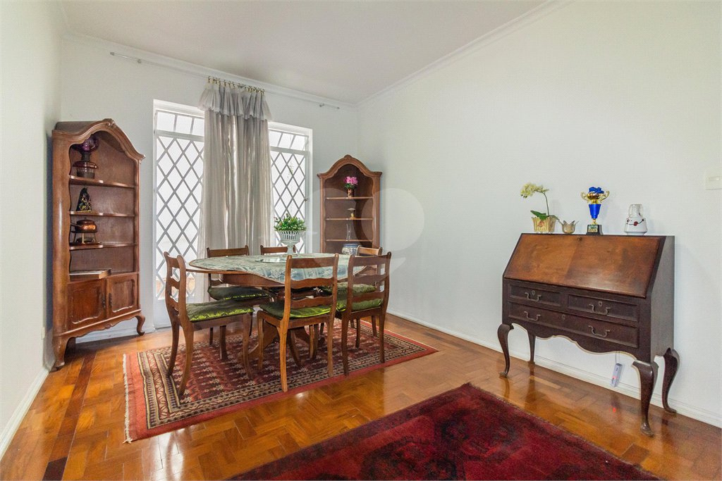 Casa à venda com 3 quartos, sendo 1 suíte, em Jardim Paulistano, São Paulo, SP