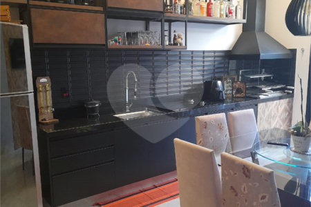 Casa à venda com 3 suítes no condomínio Reserva Real, Paulínia - SP