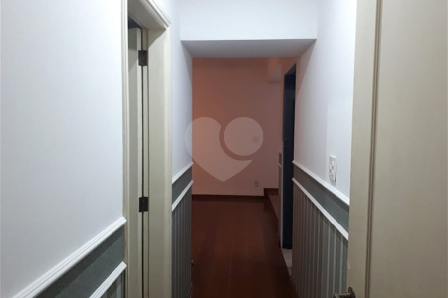 Sobrado à venda com 5 quartos, sendo 3 suítes, em Tremembé, São Paulo, SP