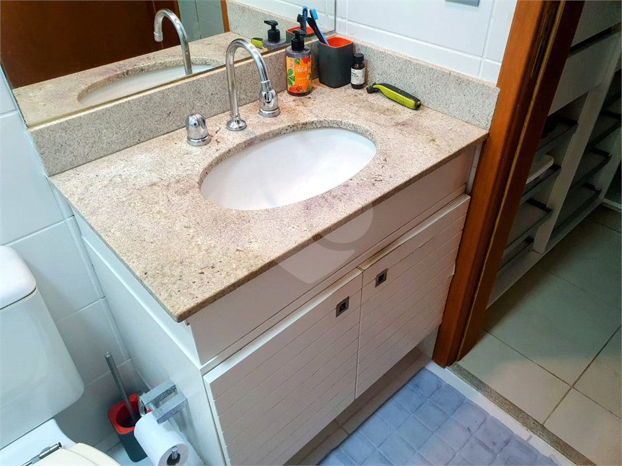 Apartamento à venda com 3 quartos, sendo 1 suíte, em Humaitá, Rio de Janeiro, RJ