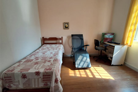 Casa à venda com 3 quartos em Água Branca, São Paulo, SP