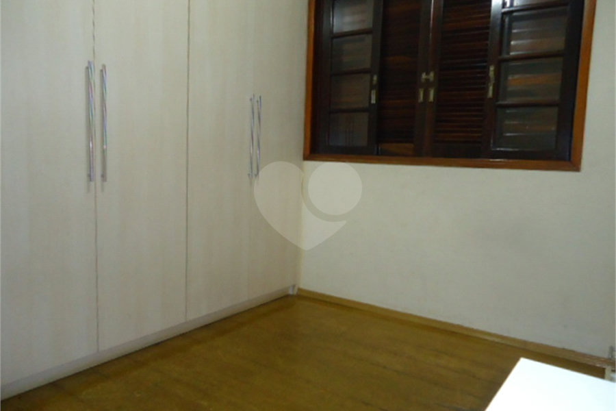 Sobrado à venda com 3 quartos em Jardim Peri, São Paulo, SP