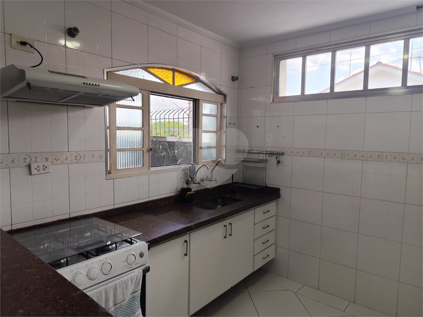 Sobrado à venda com 2 quartos em Vila Nivi, São Paulo, SP