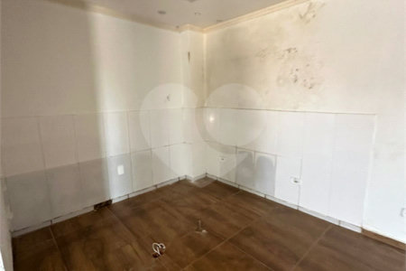 Sobrado à venda ou para alugar com 4 quartos, sendo 2 suítes, em Vila Lacíria, Ponta Porã, MS