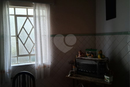 Casa à venda com 3 quartos, sendo 1 suíte, em Vila Vitório Mazzei, São Paulo, SP