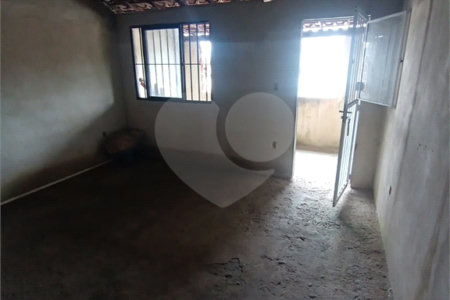 Casa à venda com 3 quartos em Campo Grande, Rio de Janeiro, RJ