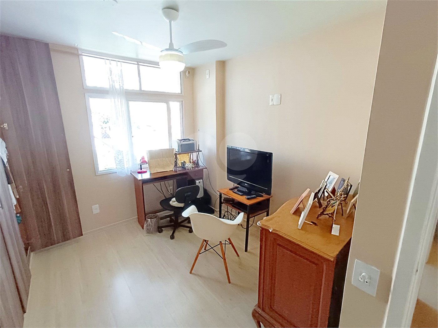 Apartamento à venda com 2 quartos, sendo 1 suíte, em Grajaú, Rio de Janeiro, RJ