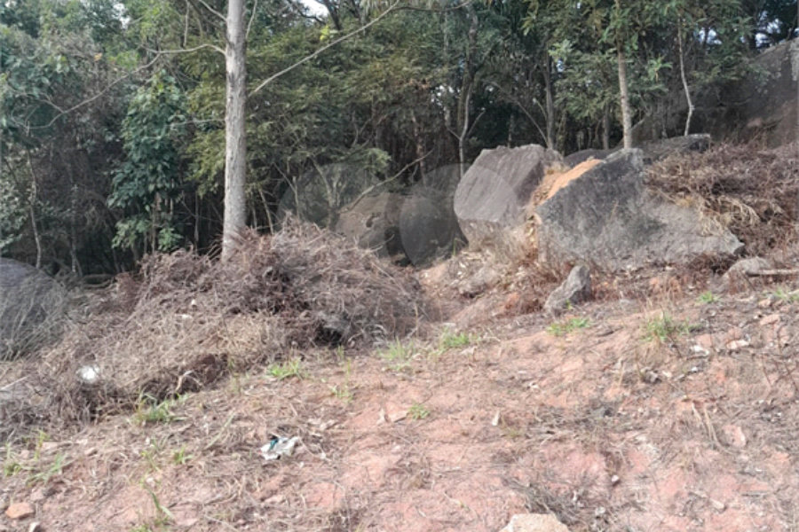 Terreno à venda no condomínio Itaguaçu da Cantareira, São Paulo - SP