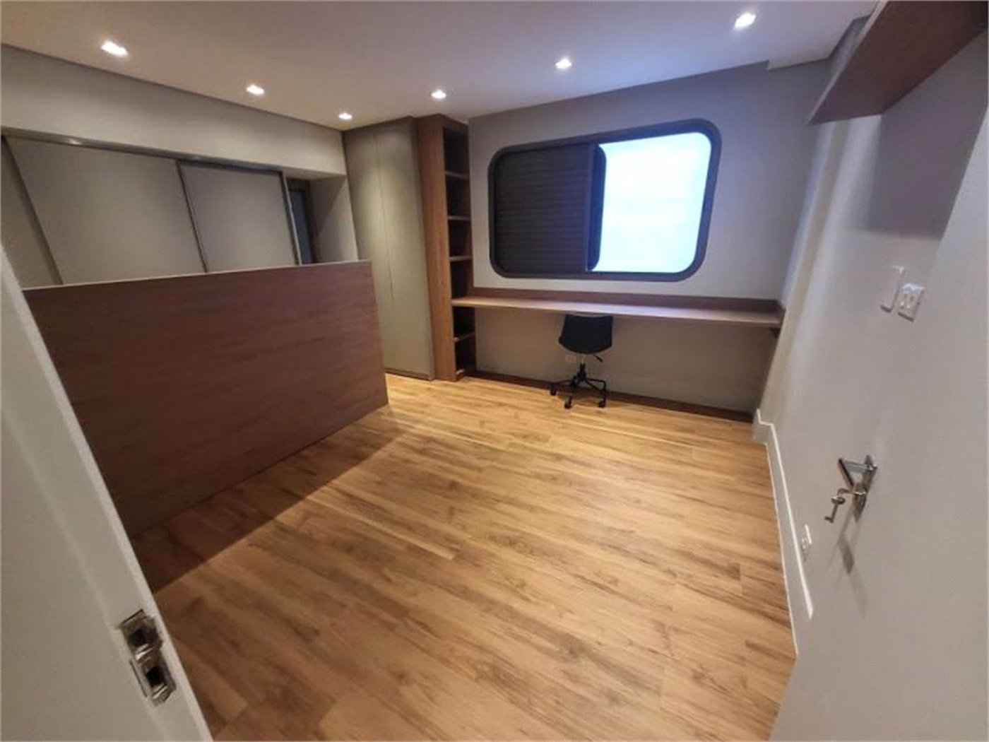 Apartamento Residencial à venda, Gonzaga, Santos - AP0849.