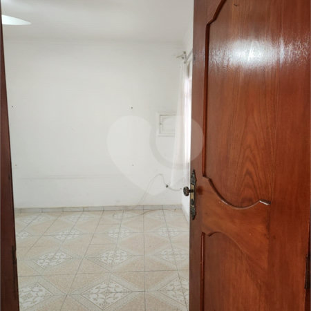 Sobrado à venda com 3 quartos em Vila Dalila, São Paulo, SP
