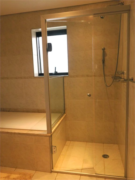 Apartamento à venda ou para alugar com 3 suítes em Vila Suzana, São Paulo, SP