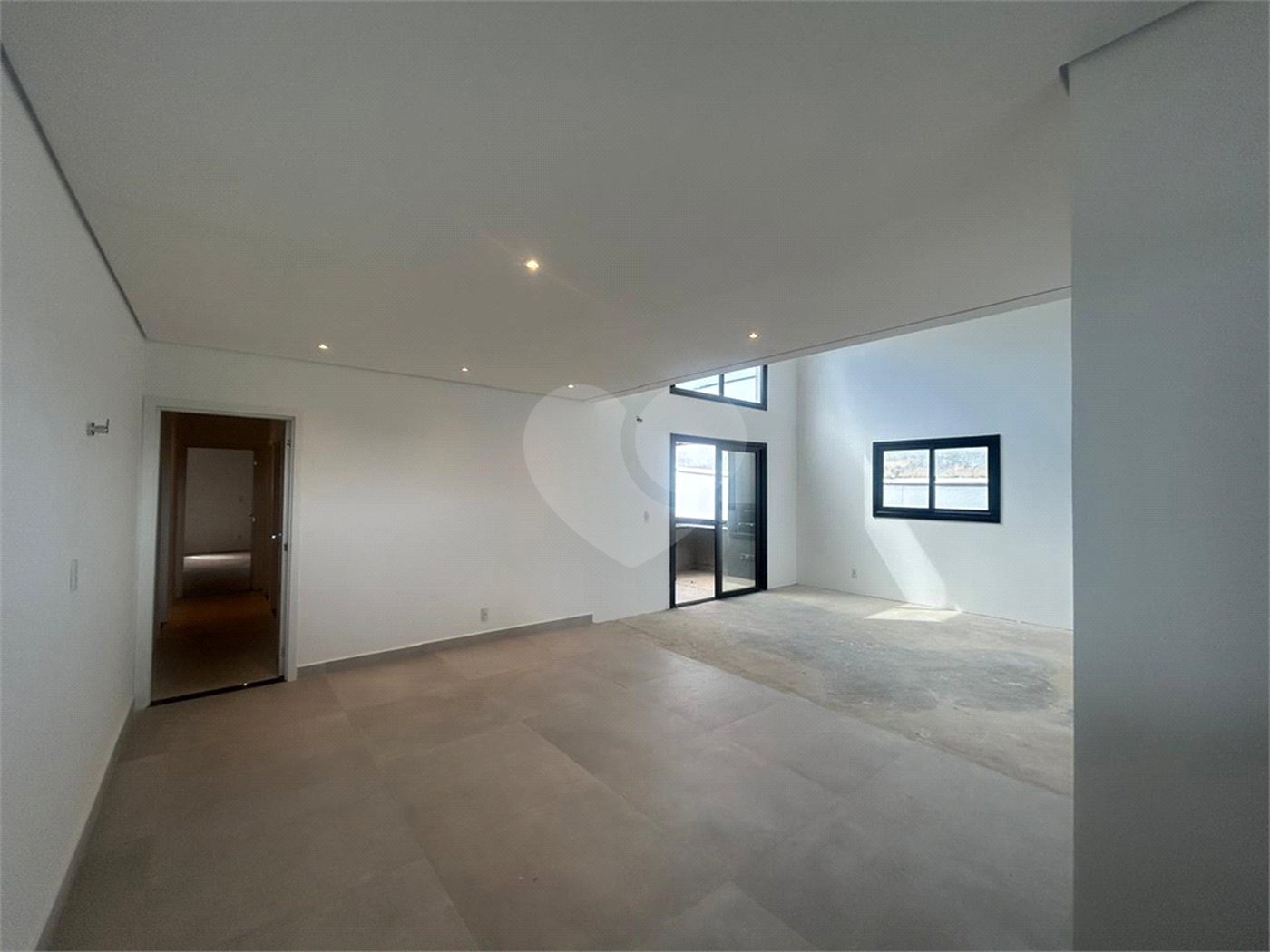 Casa à venda com 3 quartos, sendo 1 suíte, no condomínio Alphaville Castelo, Itu - SP