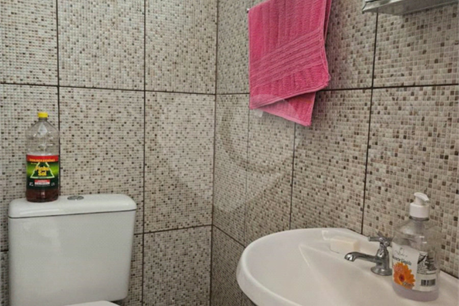 Sobrado à venda com 3 quartos em Vila Sabrina, São Paulo, SP