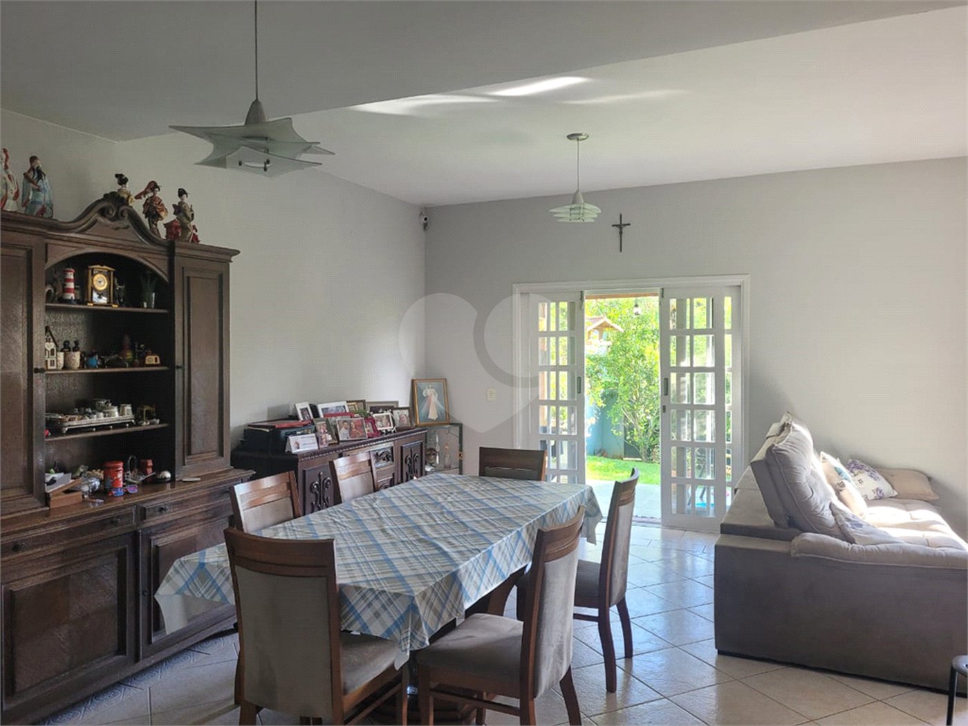 Casa à venda com 3 quartos, sendo 1 suíte, em Itapetinga, Atibaia, SP