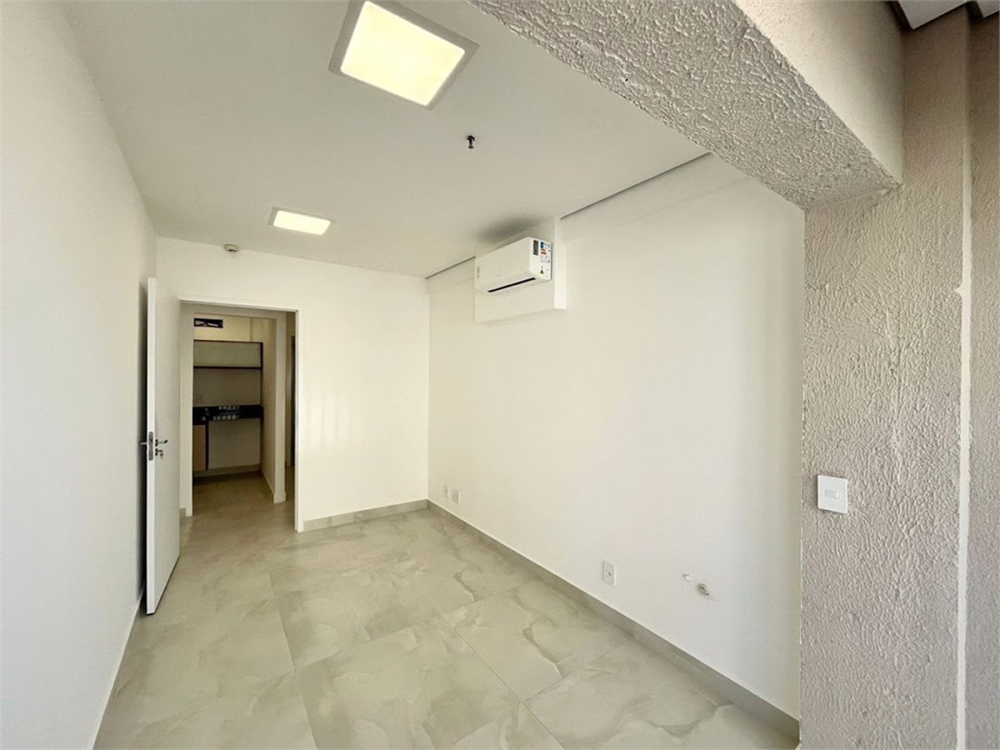 Sala, 42 m² - venda por R$ 300.000,00 ou aluguel por R$ 3.289,63/ano - Vila Matias - Santos/SP