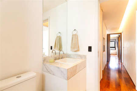 Apartamento à venda com 3 quartos, sendo 1 suíte, em Vila Mariana, São Paulo, SP