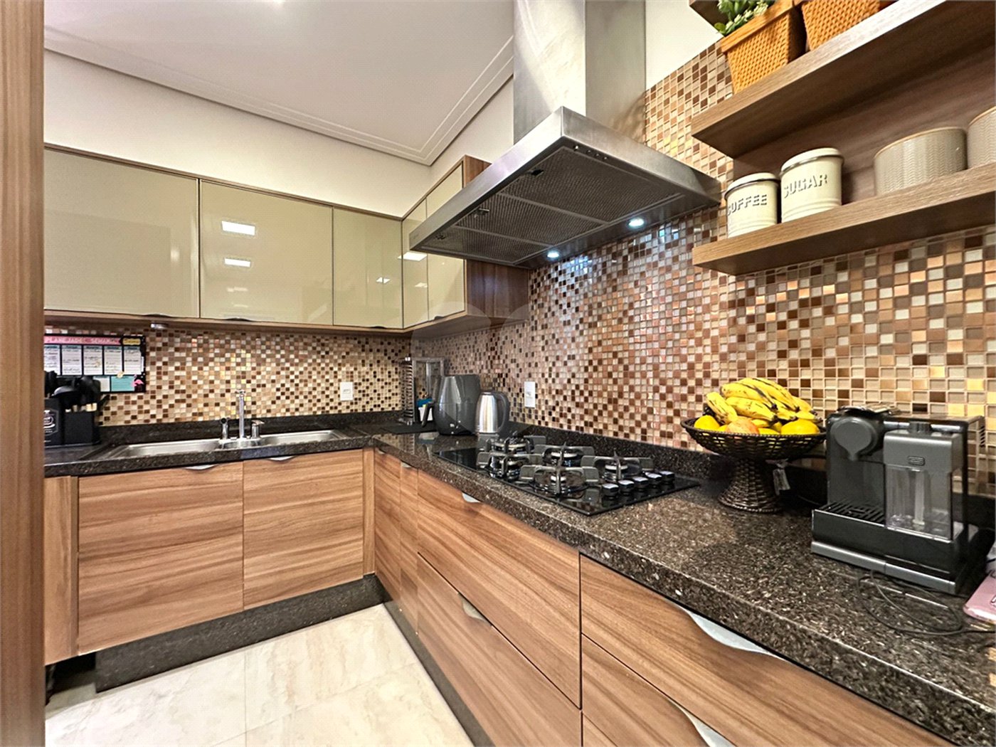Apartamento à venda com 3 quartos, sendo 2 suítes, em Tremembé, São Paulo, SP